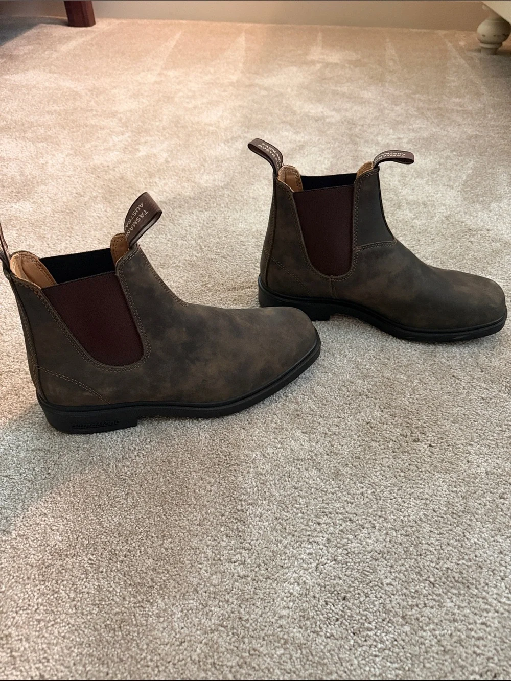 Blundstone Olive Brown Leather Chukka Boots - Brand new
